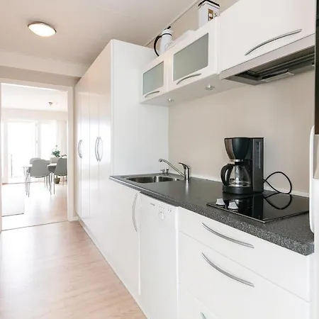 Apartment Soterrasserne Allinge-Sandvig